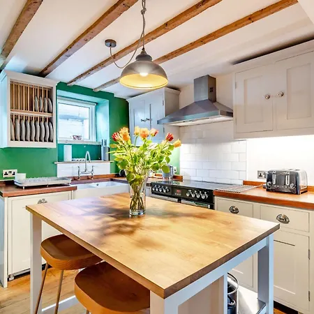 Holiday home 3 Bed In Newby Bridge 87960 *