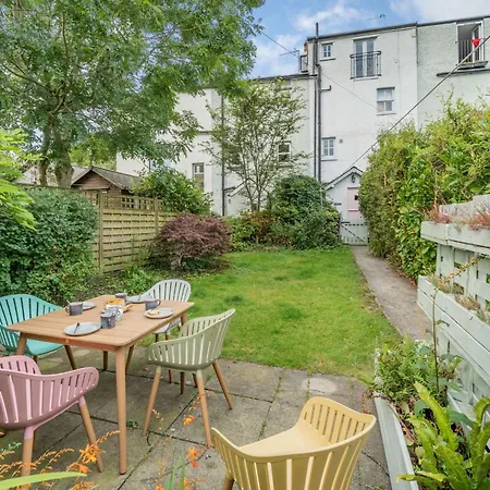 Дом отдыха 3 Bed In Ulverston Oc-87960