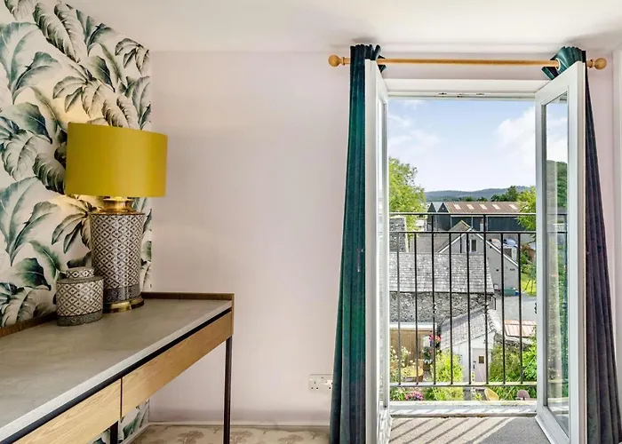 3 Bed In Ulverston Oc-87960